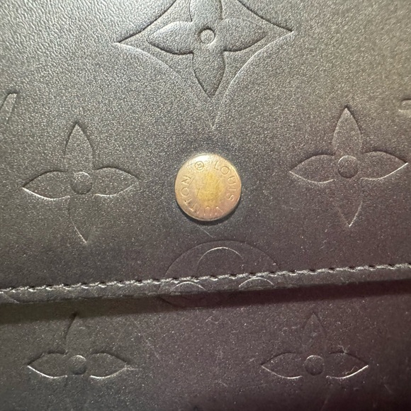 Louis Vuitton LV Monogram Matte Leather Emilie Wallet - Picture 2 of 8
